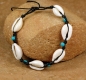 Preview: Afrika Armband mit Kauri Muscheln & Blauen Perlen