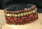 Mobile Preview: Dekoratives Armband mit schönen Perlen - Rot