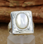 Preview: Handgefertigter Tuareg Ring - Silber mit Perlmutt