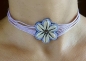 Preview: Lila Choker Kette - Blüte aus Kauri Muscheln