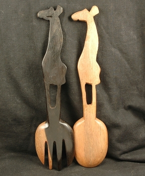 Afrika Salatbesteck aus Holz - Schönes Giraffen Motiv - Rückseite