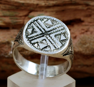 Dekorativer Tuareg Ring aus Silber - Tuareg Schmuck