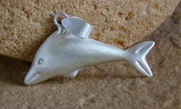Delfin Anhänger aus mattiertem Silber 925
