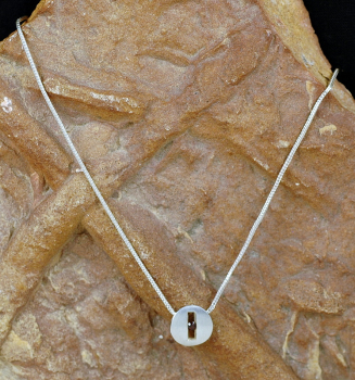 Preview: Granat - Silber Spiralkette mit mattiertem Anhänger