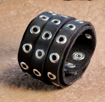 Leder Armband mit Nieten - Schwarz & Breit