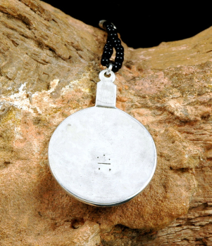 Preview: Runder Ebenholz Anhänger mit Silber - Tuaregschmuck - Rückseite