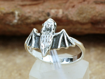 Preview: Schöner Ring aus Silber 925 - Fledermaus Vampir