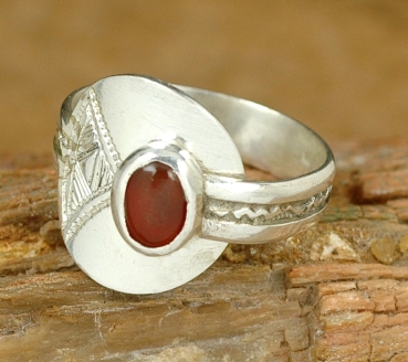 Schöner Tuareg Ring - Silber mit Achat - verstellbar