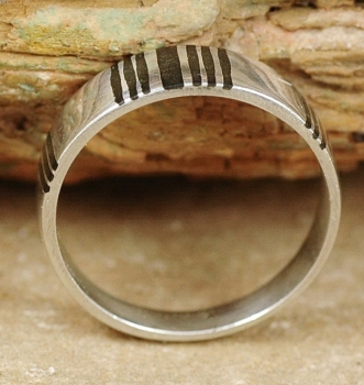 Schöner Tuareg Ring - Silber mit Ebenholz Einlage