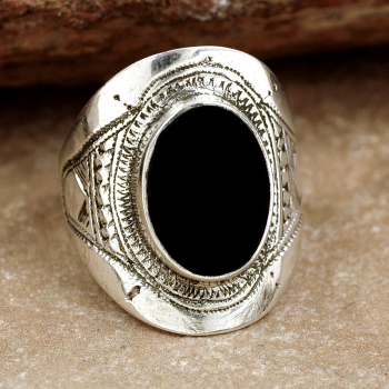Preview: Schöner Tuareg Silber Ring mit Onyx - Tuaregschmuck