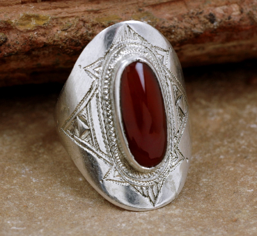 Preview: Schöner Tuareg Silber Ring mit rotem Karneol