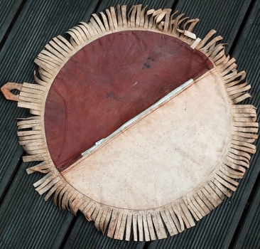 Preview: Schönes Tuareg Sitzkissen aus Leder - Handgefertigt - Rückseite