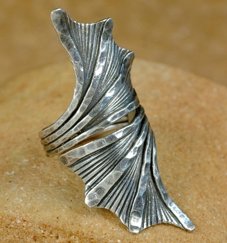 Silber Ring in dekorativem Design - Handgefertigt