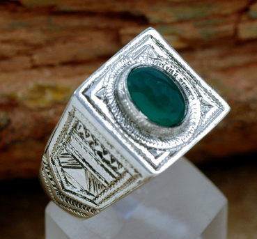 Preview: Tuareg Silber Ring mit Grünem Achat - Tuaregschmuck