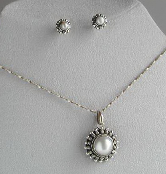 Silber Kette mit Zuchtperle