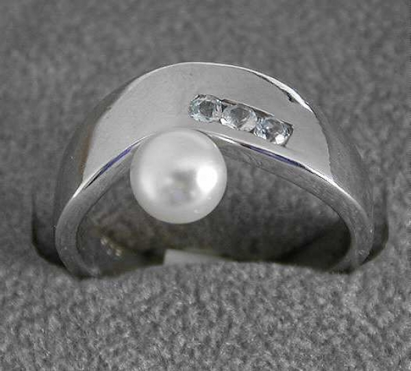 Silber Ring mit Perle - Blautopas