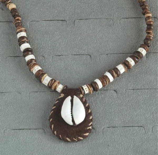 Afrika Amulett - Halskette mit Kauri Muschel