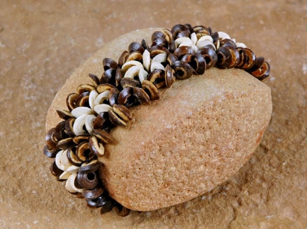 Afrika Armband mit Holz Perlen - Afrika Schmuck
