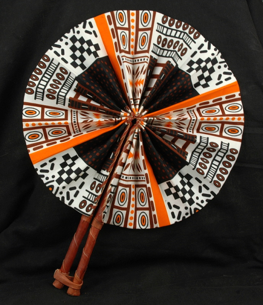 Afrika Fächer in Braun Tönen - Ausgefallenes Muster - Rückseite