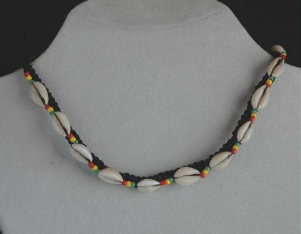 Afrika Halskette mit Kauri Muscheln - Reggae