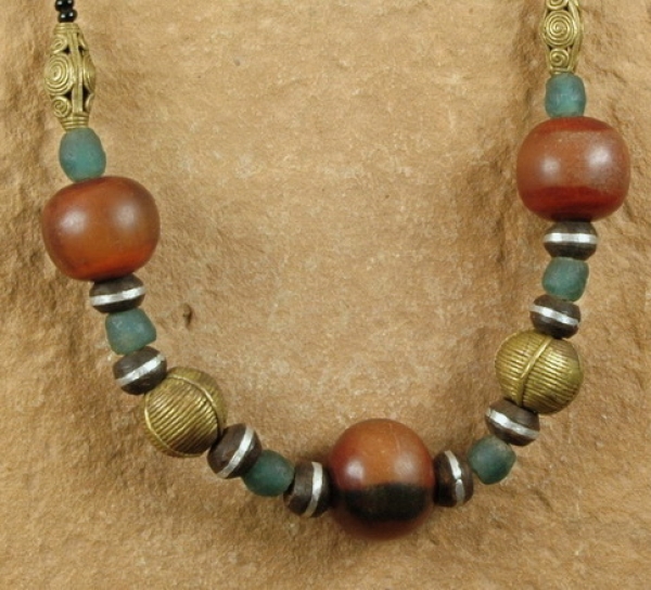 Afrika Halskette / Schmuck mit Bronze Perlen