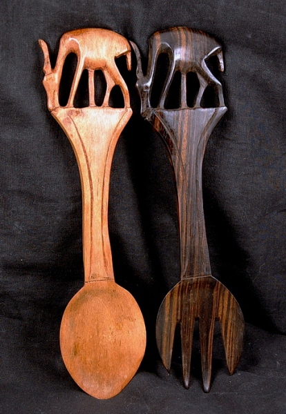 Afrika Salatbesteck aus Holz - Schöne Gazelle