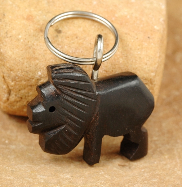 Afrika Schlüsselanhänger aus Holz - Löwe