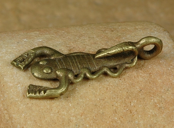 Afrika Schmuck / Bronze Anhänger - Skorpion