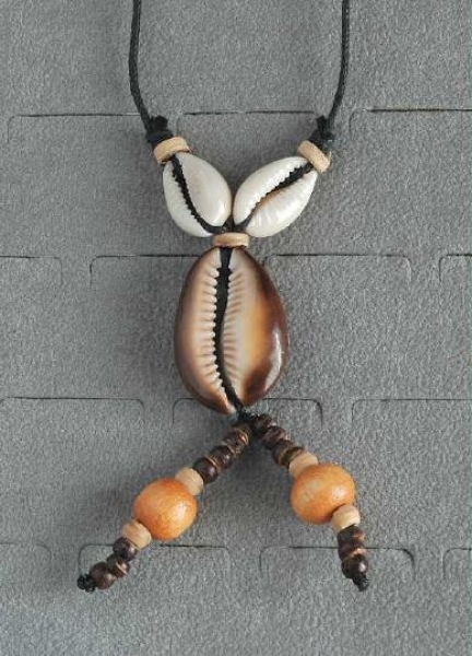 Afrikanische Halskette - Schmuck mit Kauri Muscheln