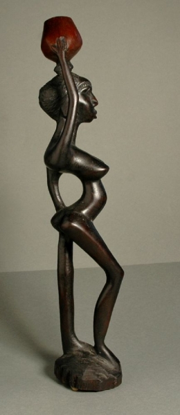 Afrikanische Holz Figur - Frau mit Krug