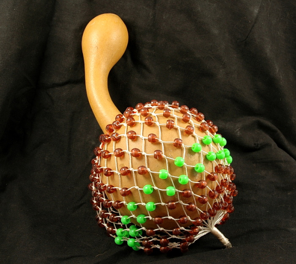Chekere /Marakas mit Perlen - Afrika Musikinstrument
