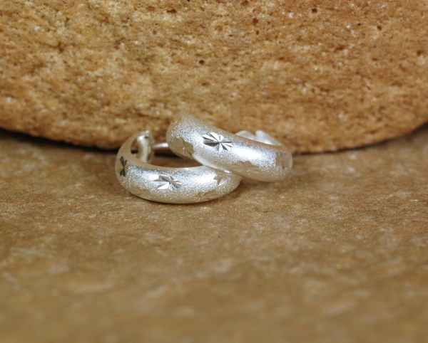 Creolen Silber 925 - Klein mit Diamant Schliff - 13 mm