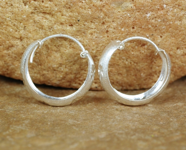 Creolen Silber 925 - Schön mit Diamant Schliff - 17 mm