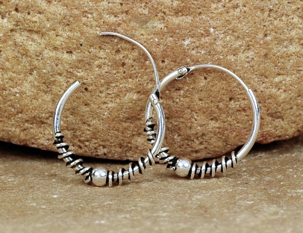 Creolen Silber 925 - Schönes Muster mit Kugel - 17 mm - Offen