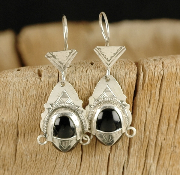 Filigrane Tuareg Ohrringe - Silber mit schwarzem Onyx