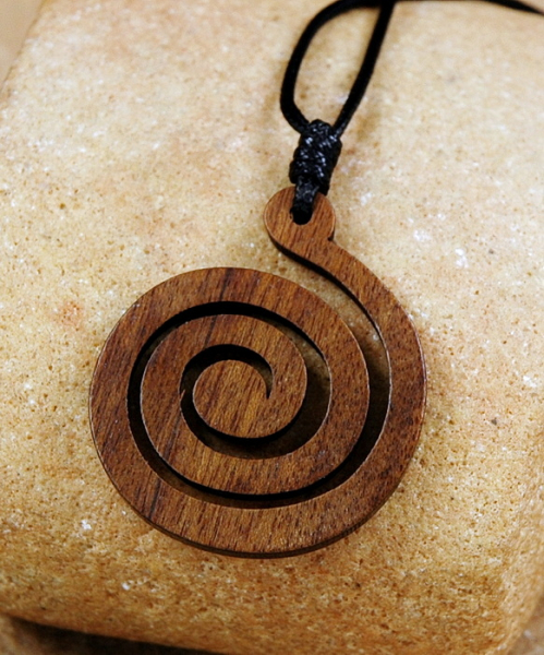 Halskette / Kette mit Holz Anhänger - Spirale