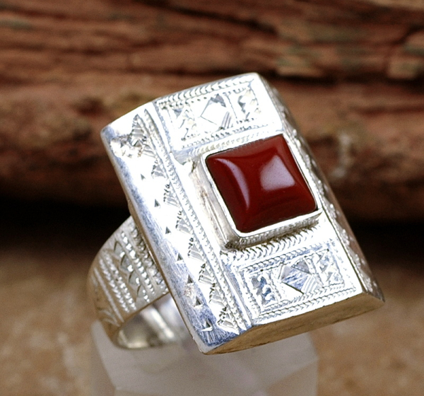 Handgefertigter Tuareg Ring - Silber mit rotem Karneol