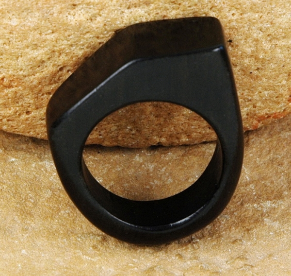 Holz Ring / Fingerring aus Afrika - Toller Schmuck