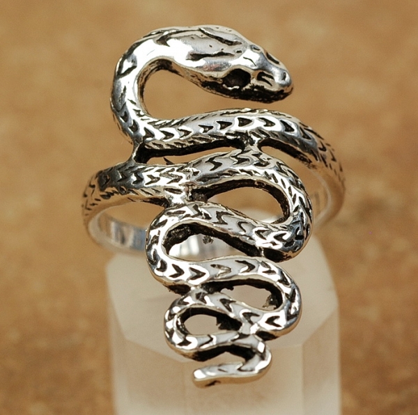 Schlangen Silberring 925 - Zeitlos Schönes Modell