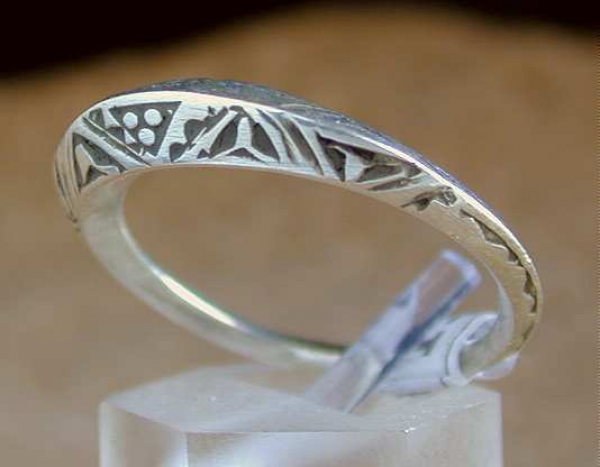 Schmaler Tuareg Silber Ring mit filigranem Muster