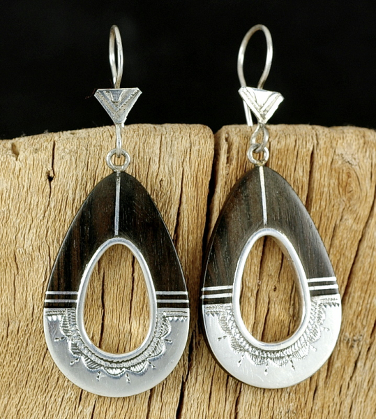 Schöne Tuareg Ohrringe - Ebenholz + Silber - Tuaregschmuck