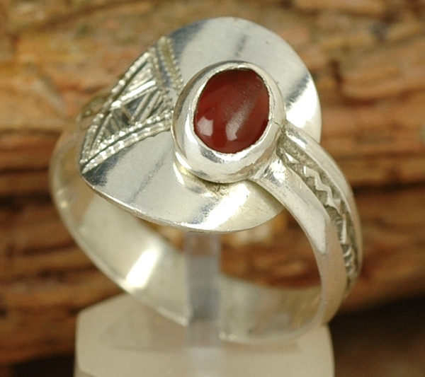 Schöner Tuareg Ring - Silber mit Achat - verstellbar