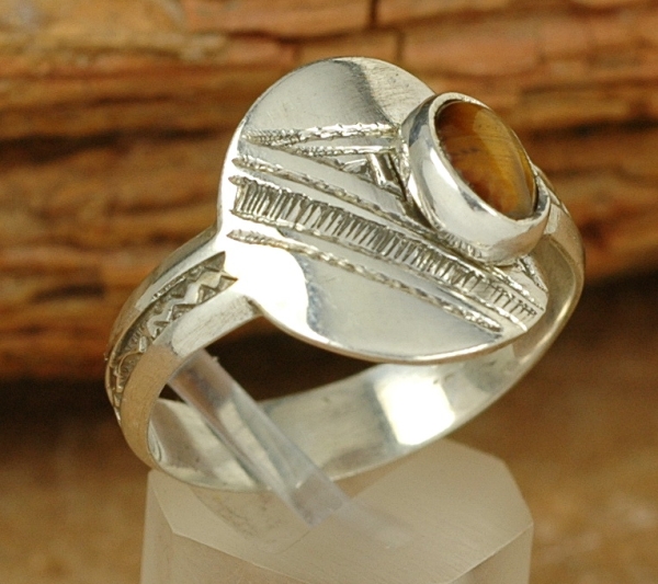 Schöner Tuareg Ring - Silber mit Tigerauge - verstellbar