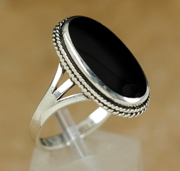 Silber Ring mit großem Onyx - Schönes Design