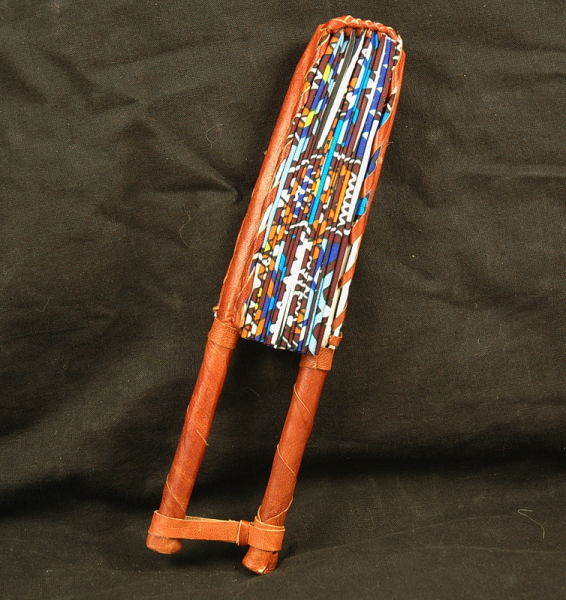 Toller Afrika Fächer - Grafisches Design in Blau - zugeklappt