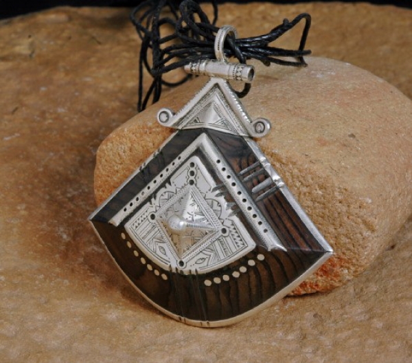 Tuareg Kette - Extravagant mit Ebenholz & Silber
