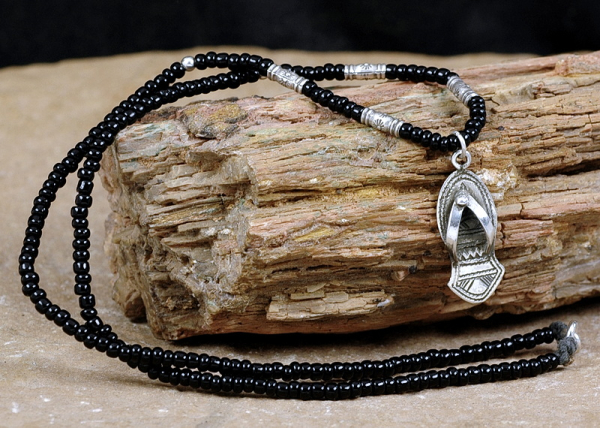 Tuareg Kette mit Filigranem Sandalen Silber Anhänger