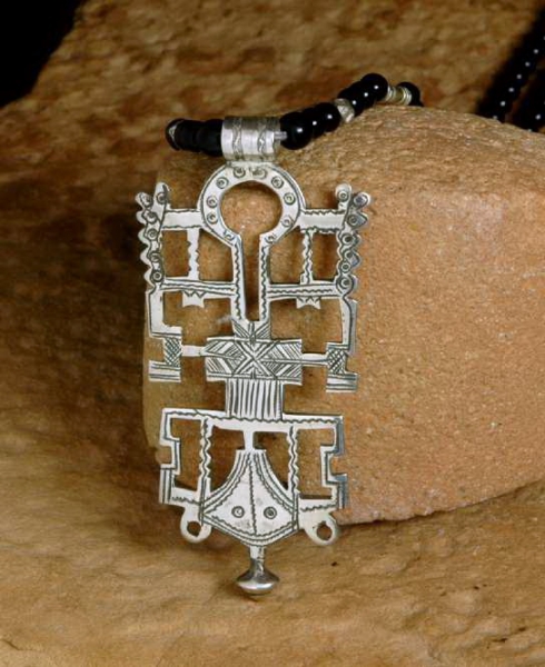 Tuareg Kette mit schönem Anhänger - aus Silber