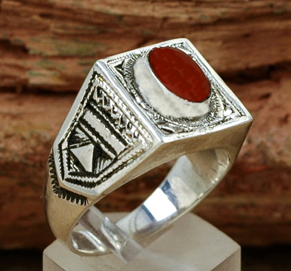 Tuareg Ring - Silber und roter Karneol - Tuaregschmuck