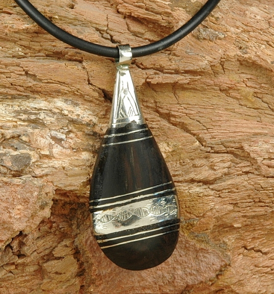 Tuareg Schmuck - Dekorativer Ebenholz Anhänger
